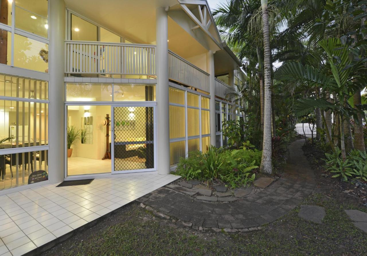 Tropical Palms Villa Port Douglas Exterior photo