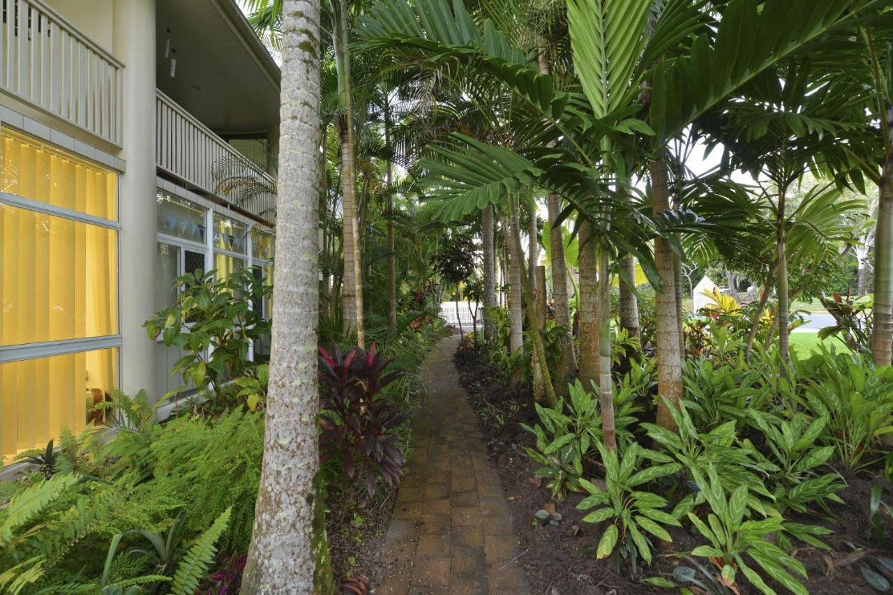 Tropical Palms Villa Port Douglas Exterior photo